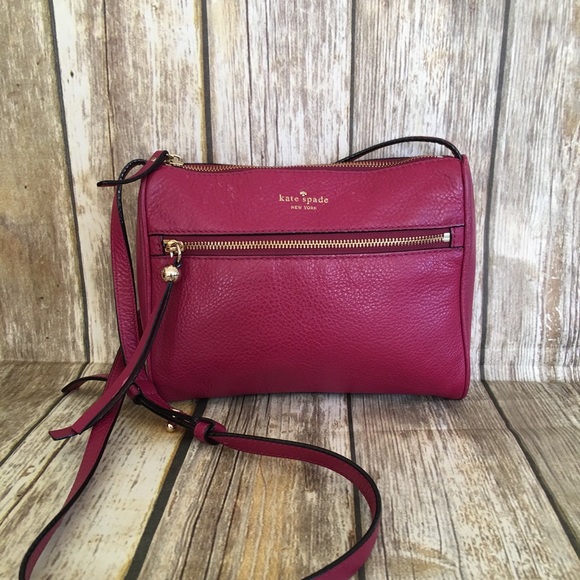 kate spade Handbags - Kate Spade Leather Crossbody